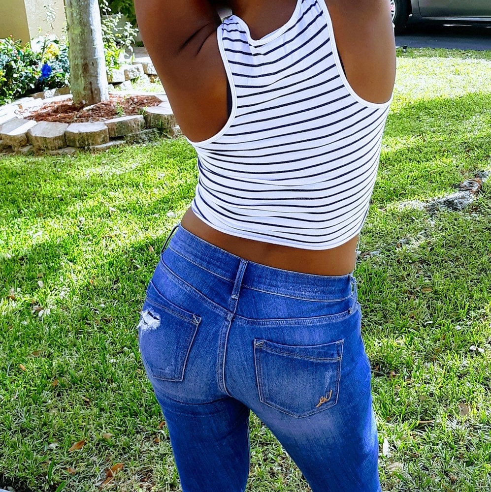 Crop top - Picture 3 of 3